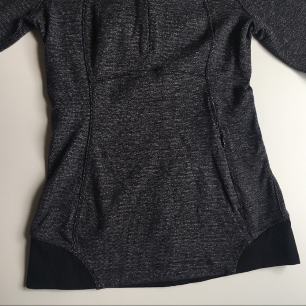Lululemon Runderful 1/2 Zip - Picture 5 of 8